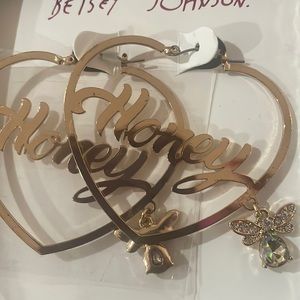 Betsey Johnson Gold Tone Open Frame Honey Bee Earrings